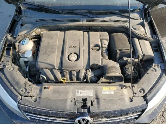 2013 VOLKSWAGEN JETTA SE  