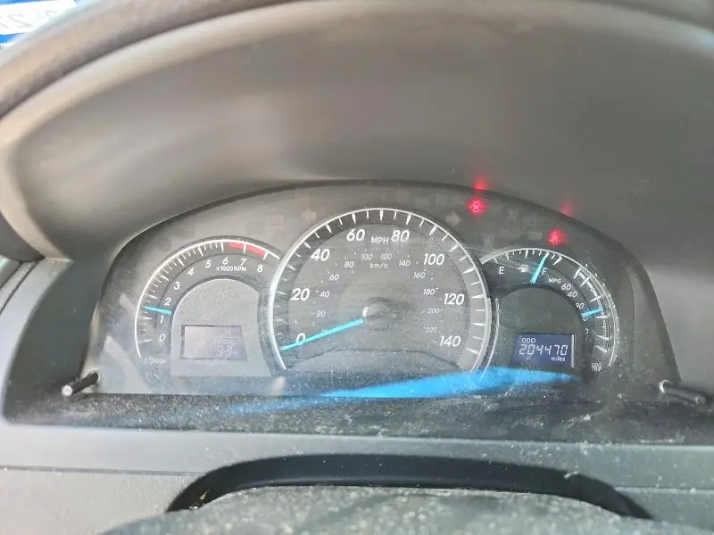 2012 TOYOTA CAMRY XLE  