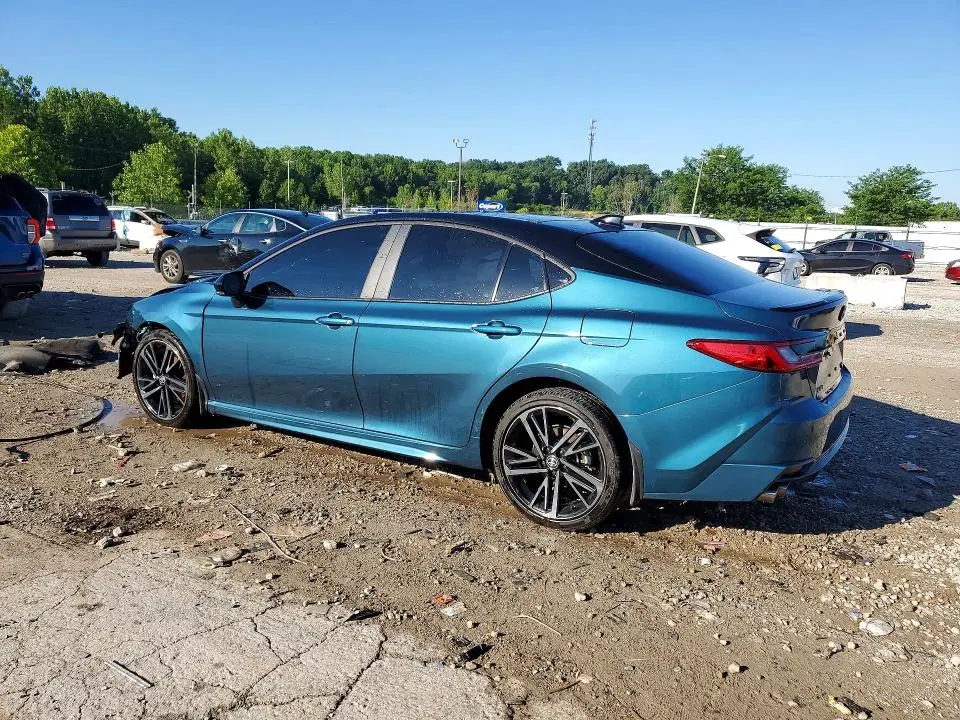 2025 TOYOTA CAMRY XSE  