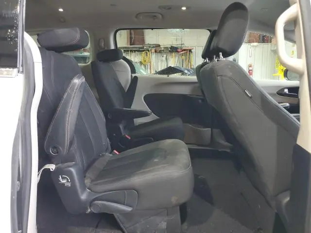 2017 CHRYSLER PACIFICA TOURING L  