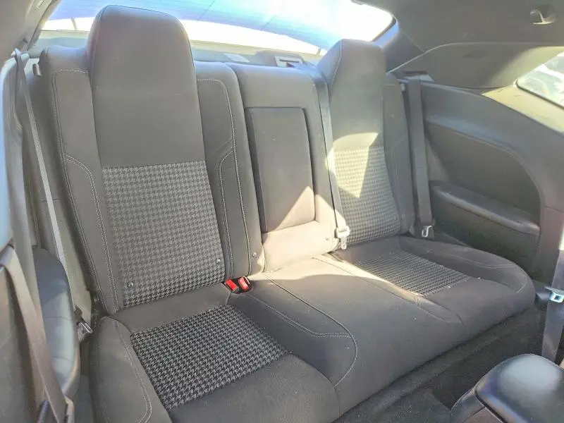 2018 DODGE CHALLENGER SXT  