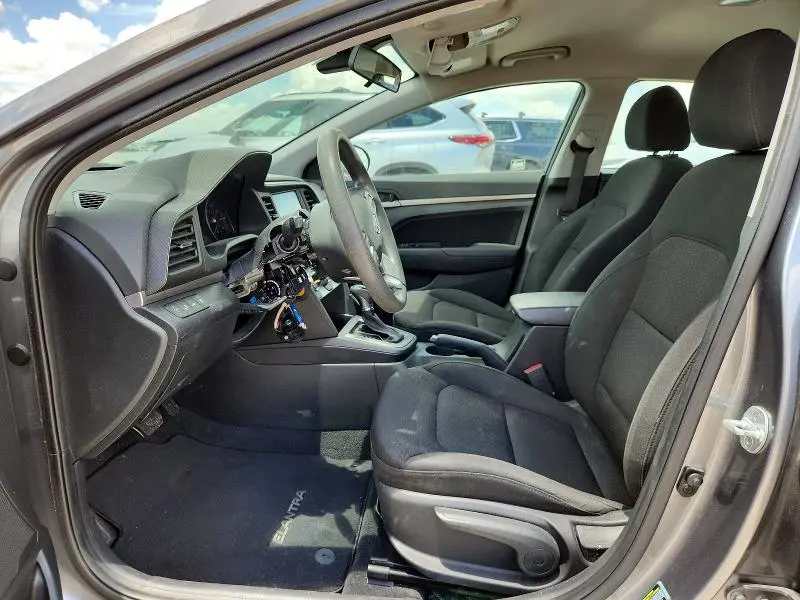 2019 HYUNDAI ELANTRA SEL  