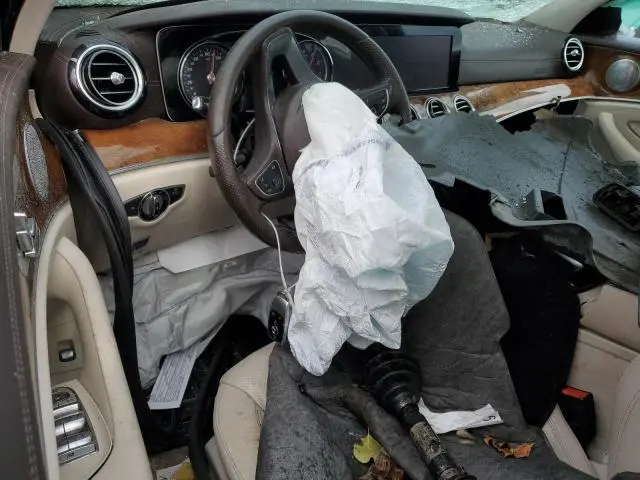 2017 MERCEDES-BENZ E 300 4MATIC  