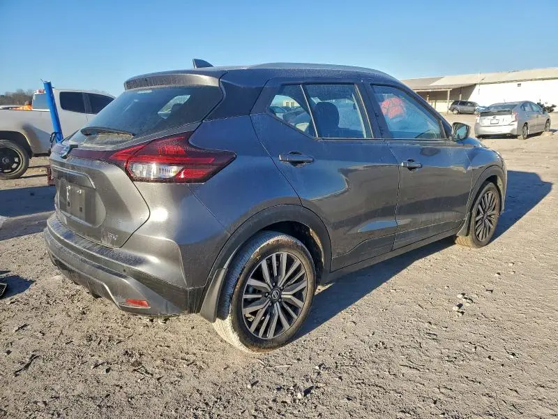 2021 NISSAN KICKS SV  