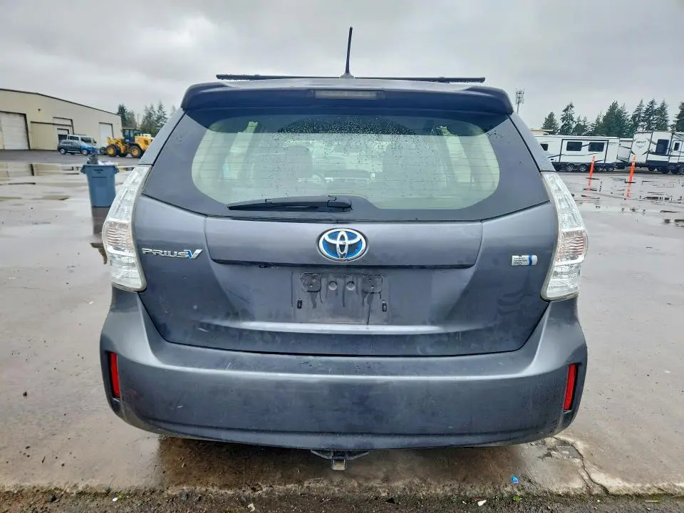 2012 TOYOTA PRIUS V   