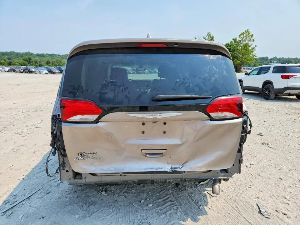 2017 CHRYSLER PACIFICA TOURING L  
