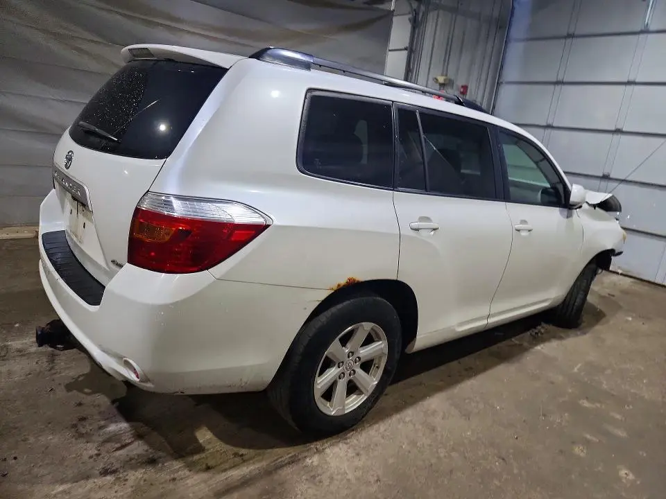 2010 TOYOTA HIGHLANDER BASE  