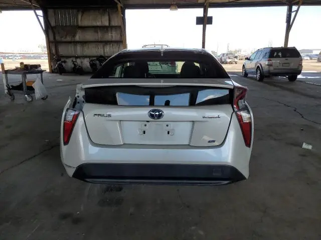 2017 TOYOTA PRIUS   