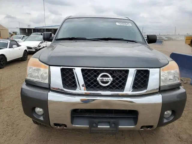 2011 NISSAN TITAN S