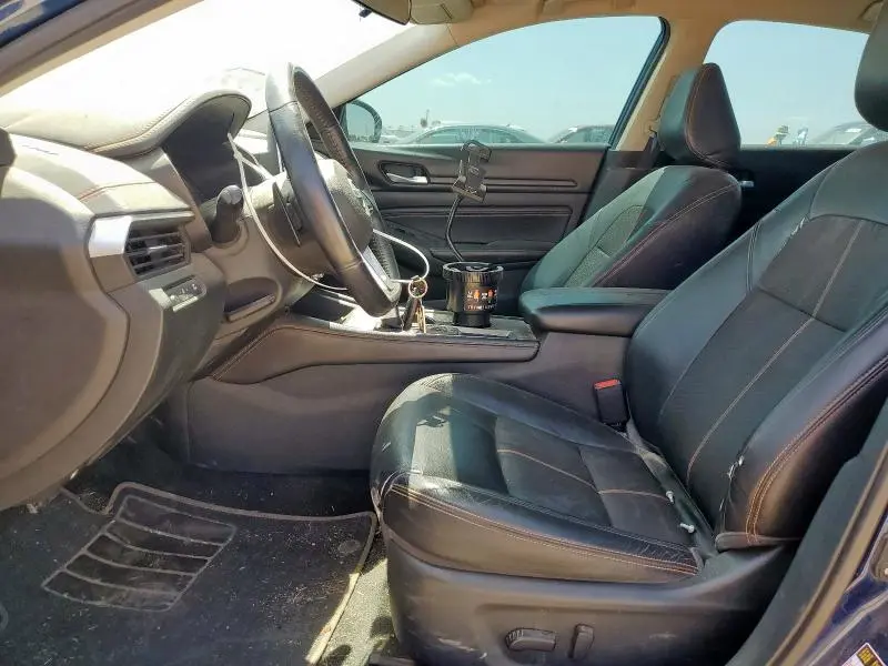 2019 NISSAN ALTIMA SR  