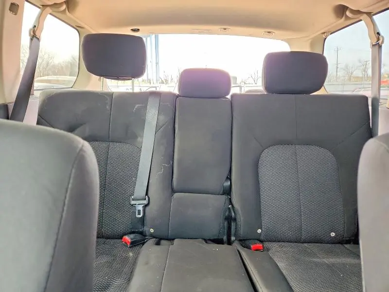 2011 MITSUBISHI ENDEAVOR LS  