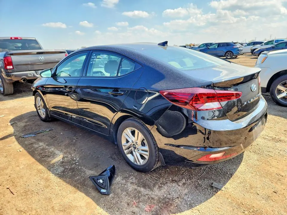 2020 HYUNDAI ELANTRA SEL  