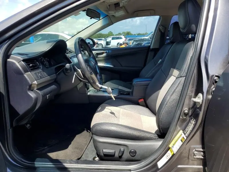 2013 TOYOTA CAMRY SE  