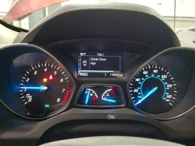 2016 FORD ESCAPE S  