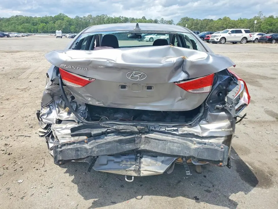 2012 HYUNDAI ELANTRA GLS  
