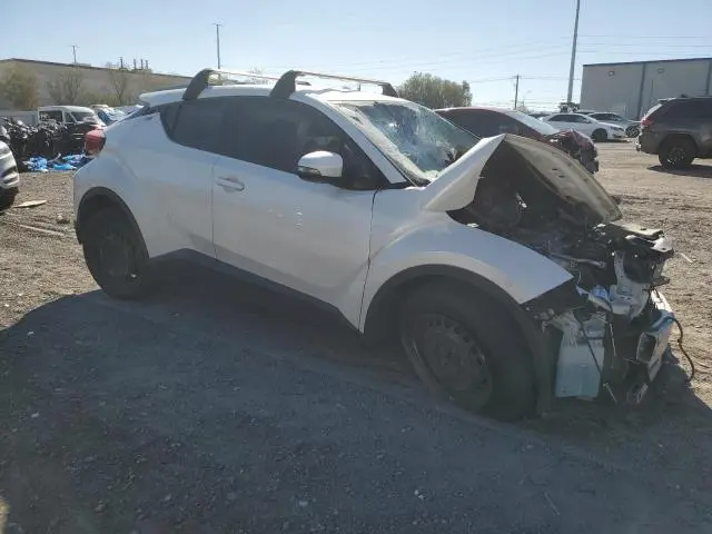 2021 TOYOTA C-HR XLE  