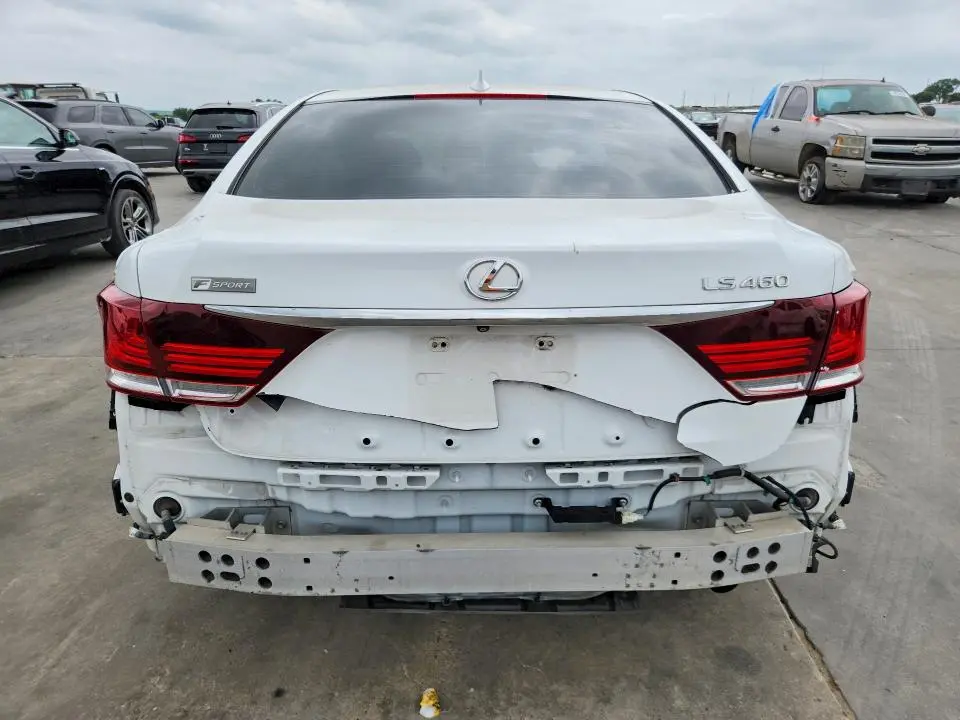 2015 LEXUS LS 460  