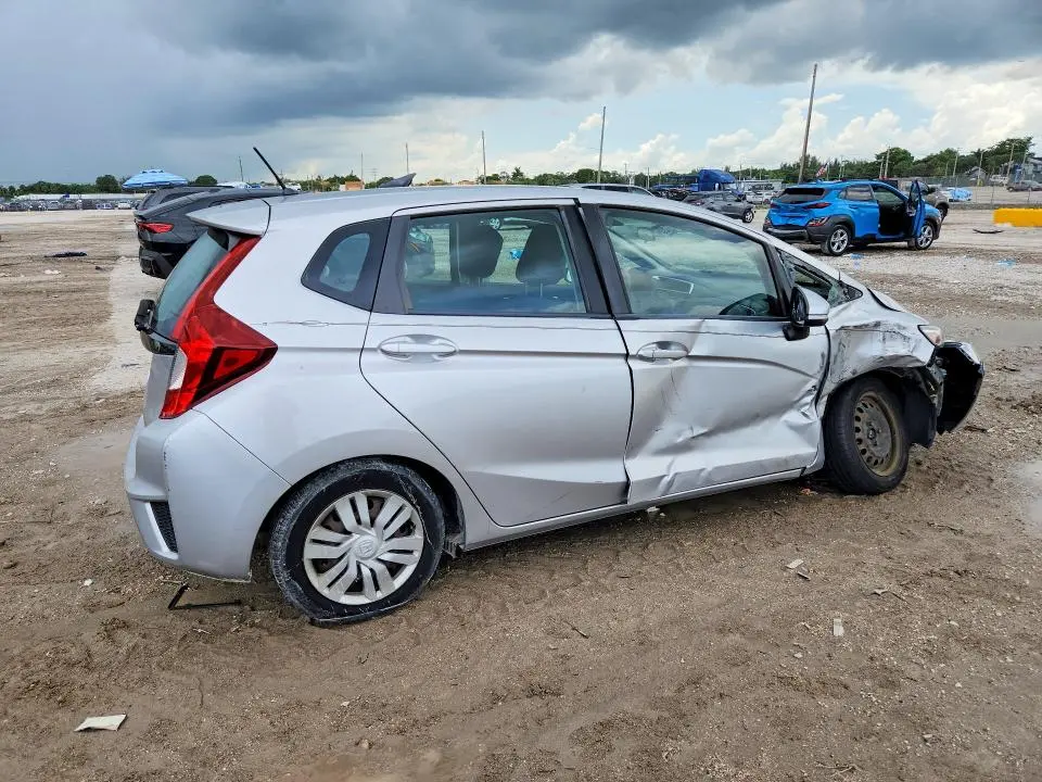 2015 HONDA FIT LX  