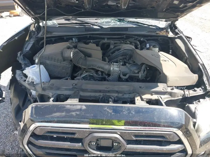 2018 TOYOTA TACOMA SR5 V6