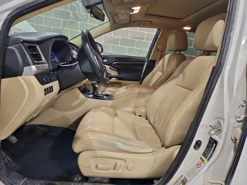 2015 TOYOTA HIGHLANDER LIMITED  