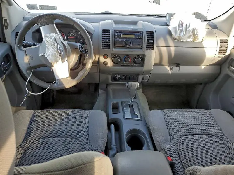 2013 NISSAN FRONTIER S  