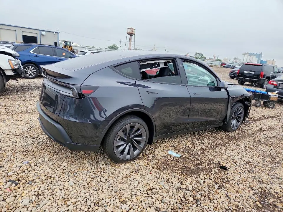 2026 TESLA MODEL Y   
