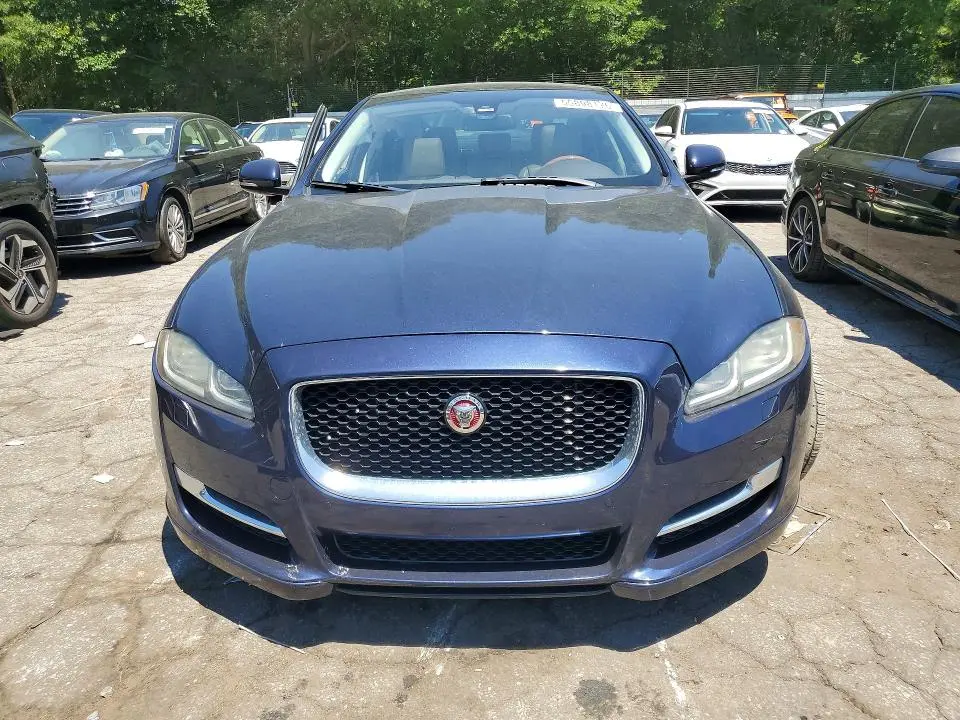 2017 JAGUAR XJ   