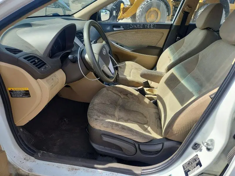 2013 HYUNDAI ACCENT GLS  