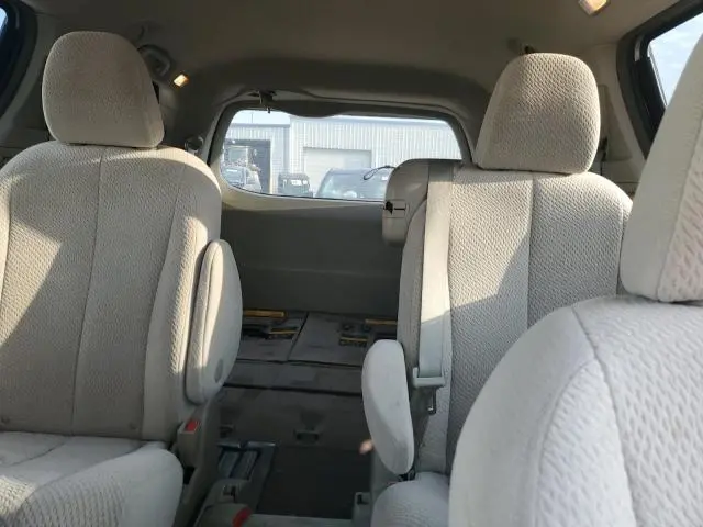 2012 TOYOTA SIENNA LE  
