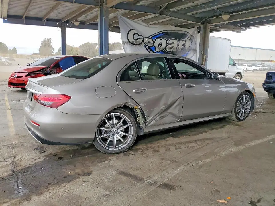 2023 MERCEDES-BENZ E 350  