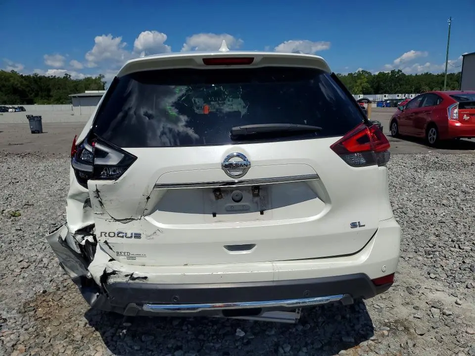 2019 NISSAN ROGUE SL  