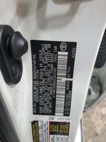 2010 TOYOTA AVALON XL