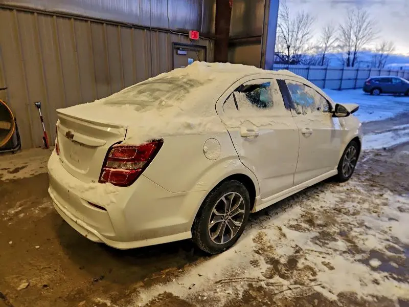 2017 CHEVROLET SONIC LT  