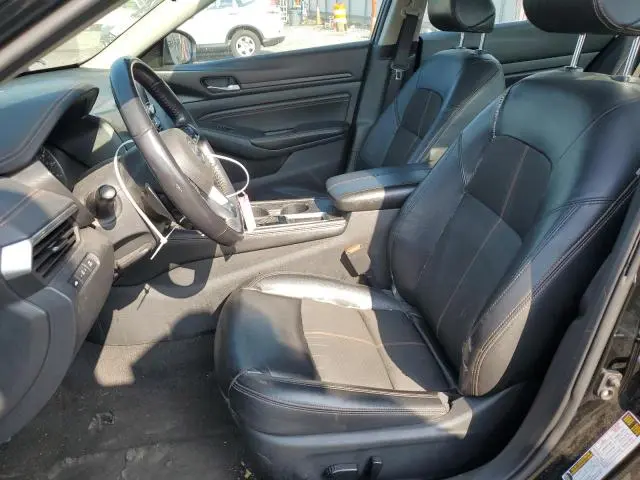 2021 NISSAN ALTIMA SR  