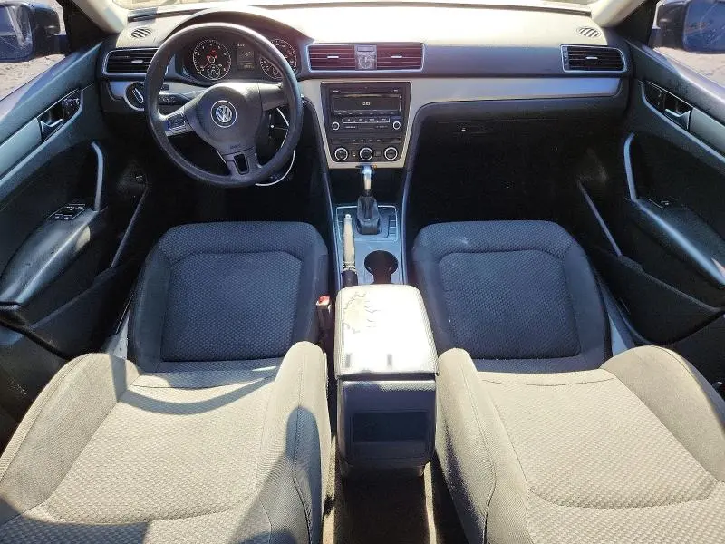 2012 VOLKSWAGEN PASSAT S  