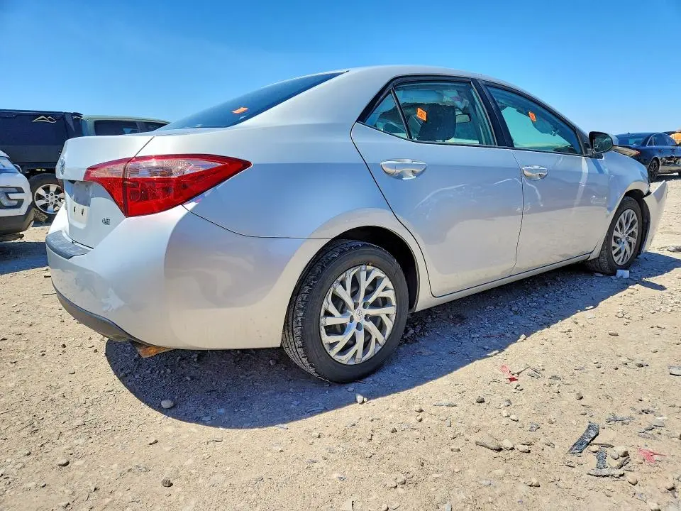 2019 TOYOTA COROLLA LE  
