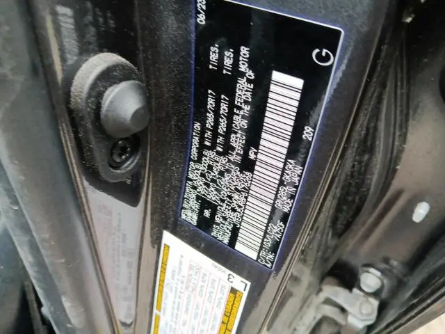 2023 TOYOTA 4RUNNER SE  