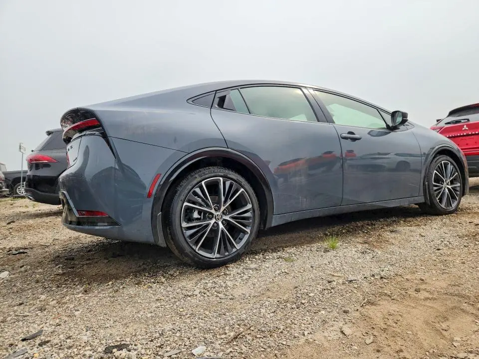 2026 TOYOTA PRIUS XLE  