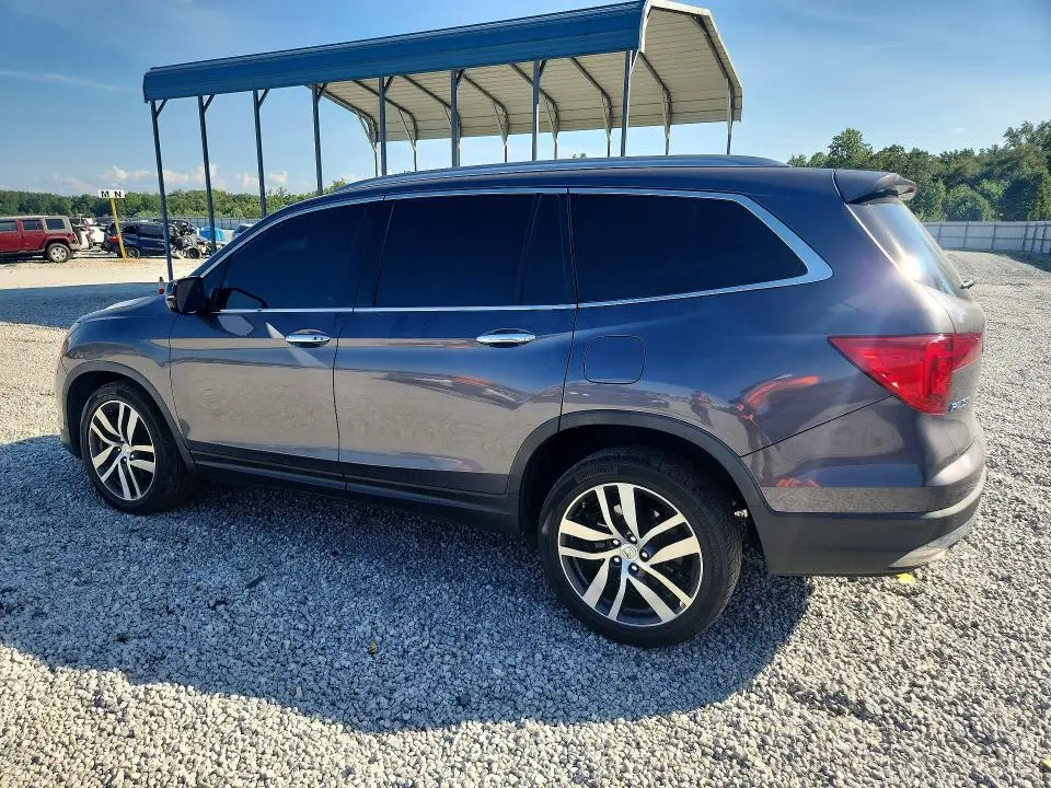 2017 HONDA PILOT TOURING  