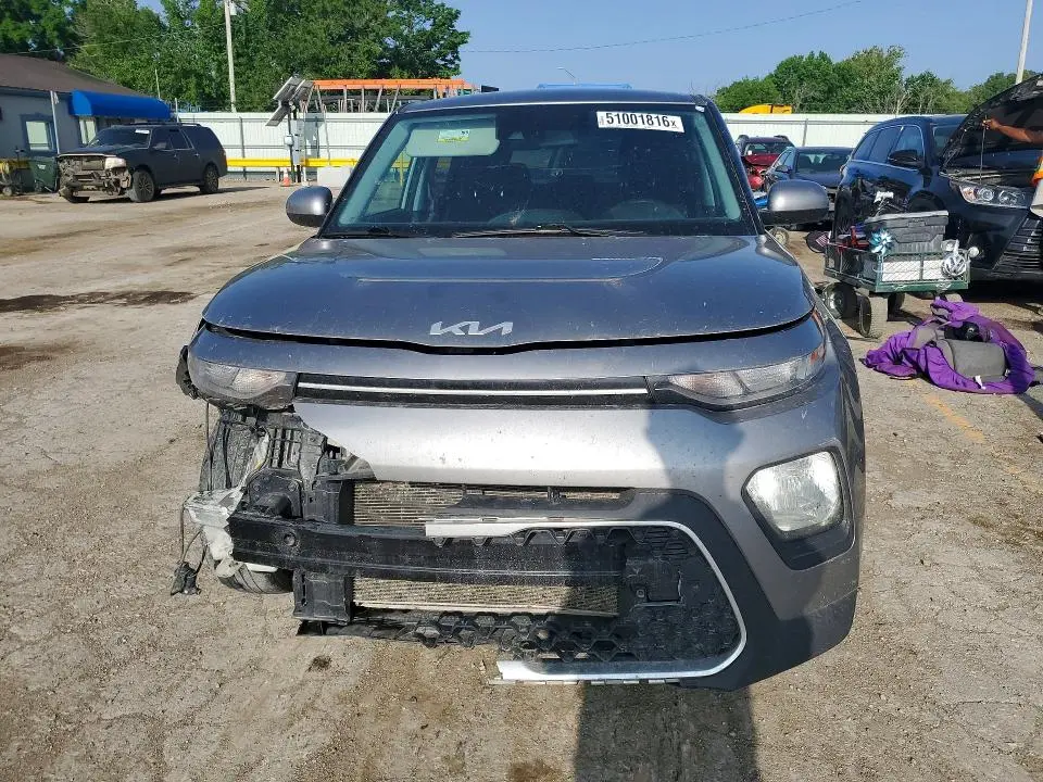 2022 KIA SOUL LX  
