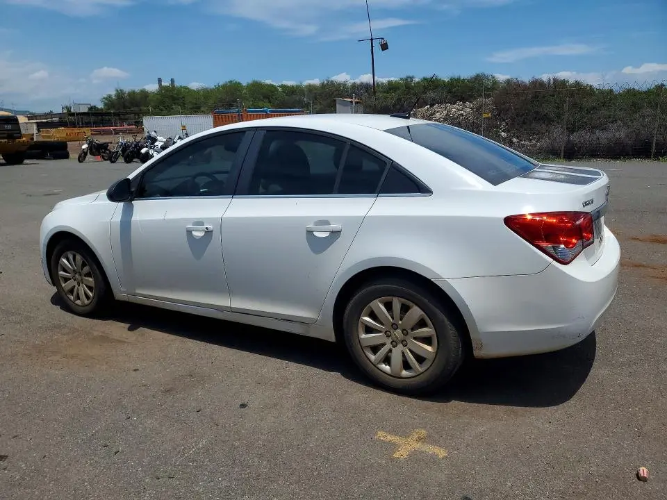2011 CHEVROLET CRUZE LS  