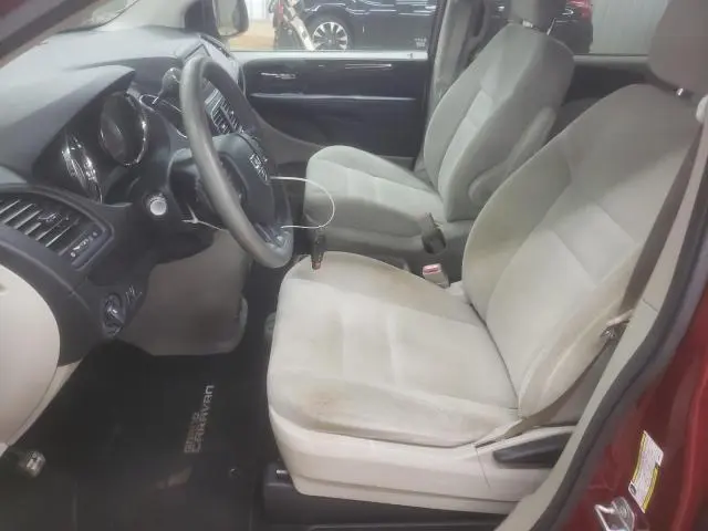 2016 DODGE GRAND CARAVAN SE  
