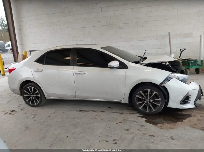 2017 TOYOTA COROLLA SE