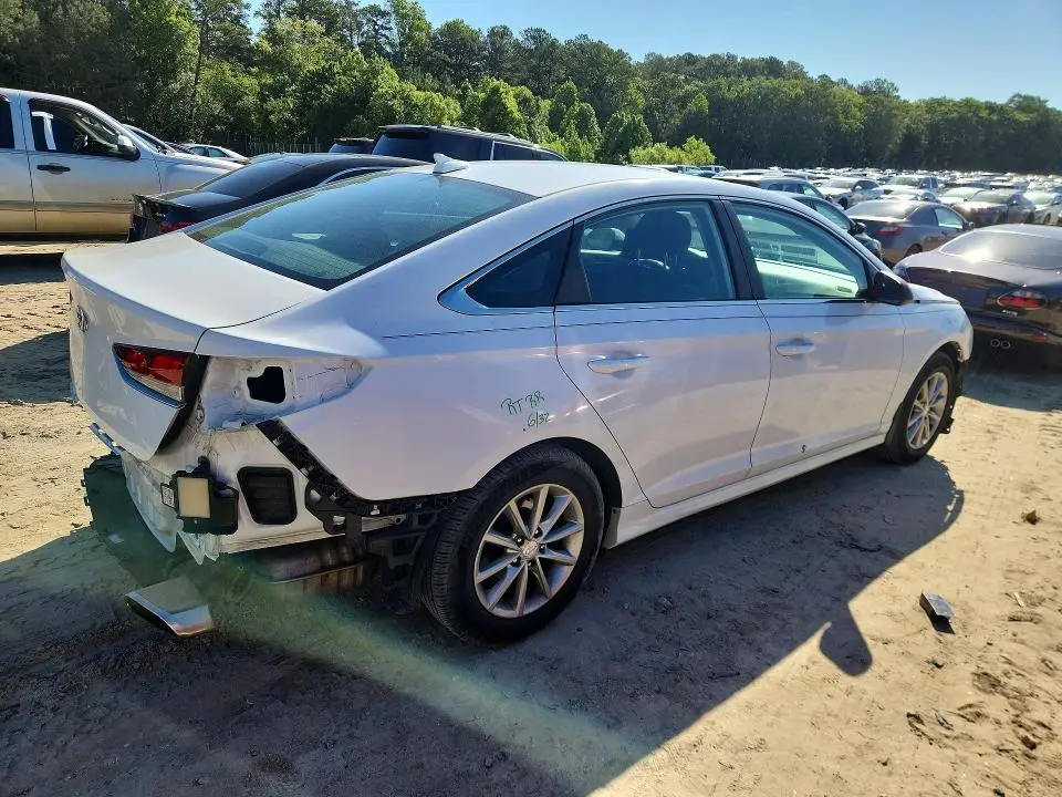 2018 HYUNDAI SONATA SE  
