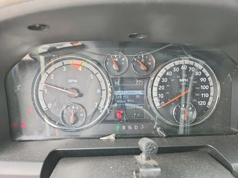 2012 DODGE RAM 1500 SLT  