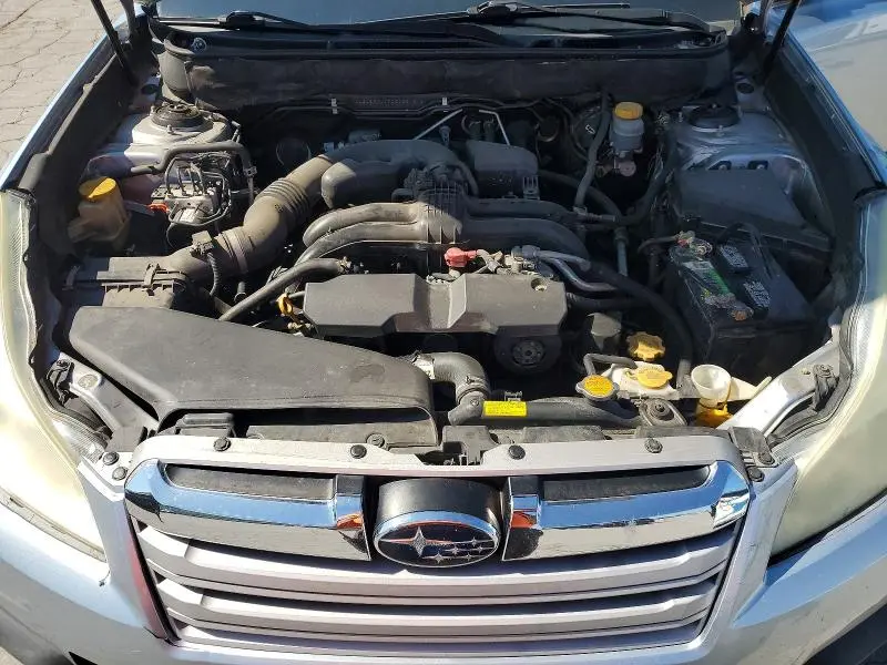2013 SUBARU OUTBACK 2.5I  