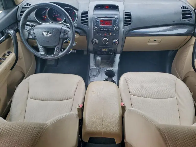 2012 KIA SORENTO BASE  