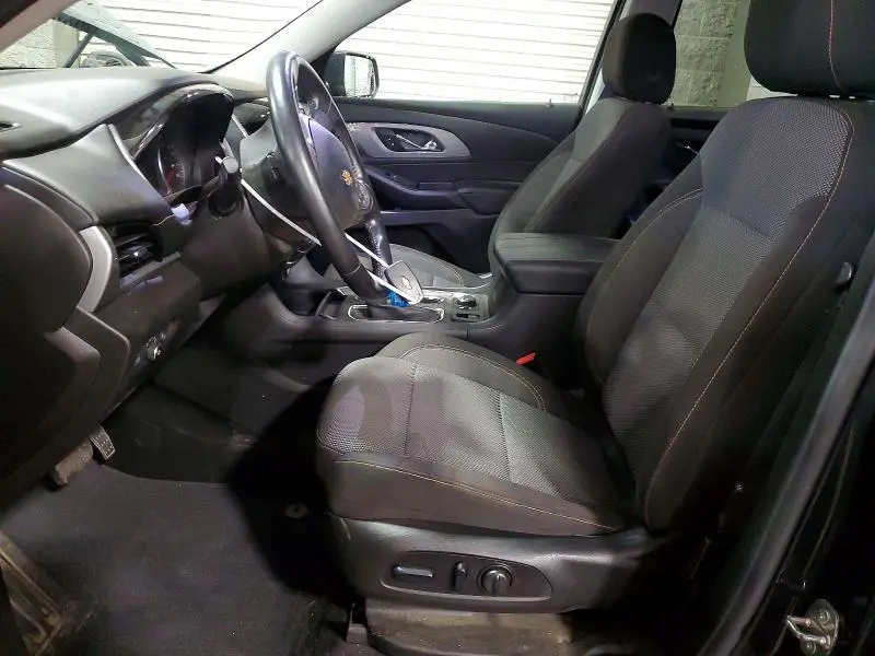 2021 CHEVROLET TRAVERSE LT  