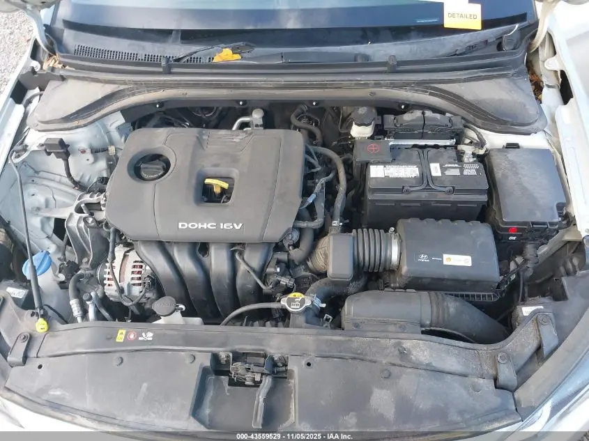 2017 HYUNDAI ELANTRA SE