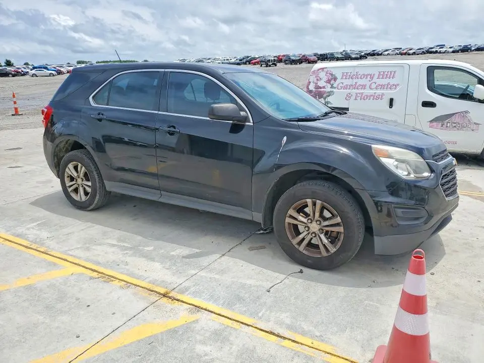 2017 CHEVROLET EQUINOX LS  